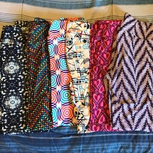 LuLaRoe ONE SIZE leggings $8/each